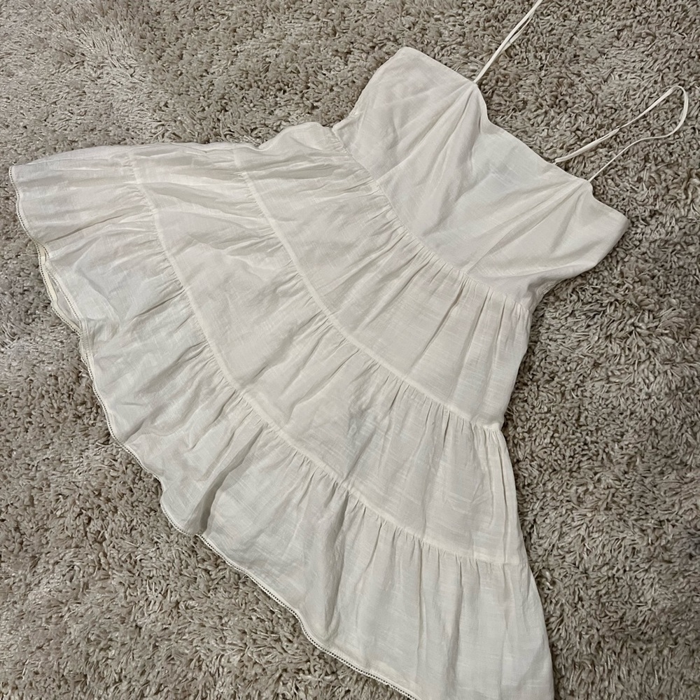 Beautiful summer dress.